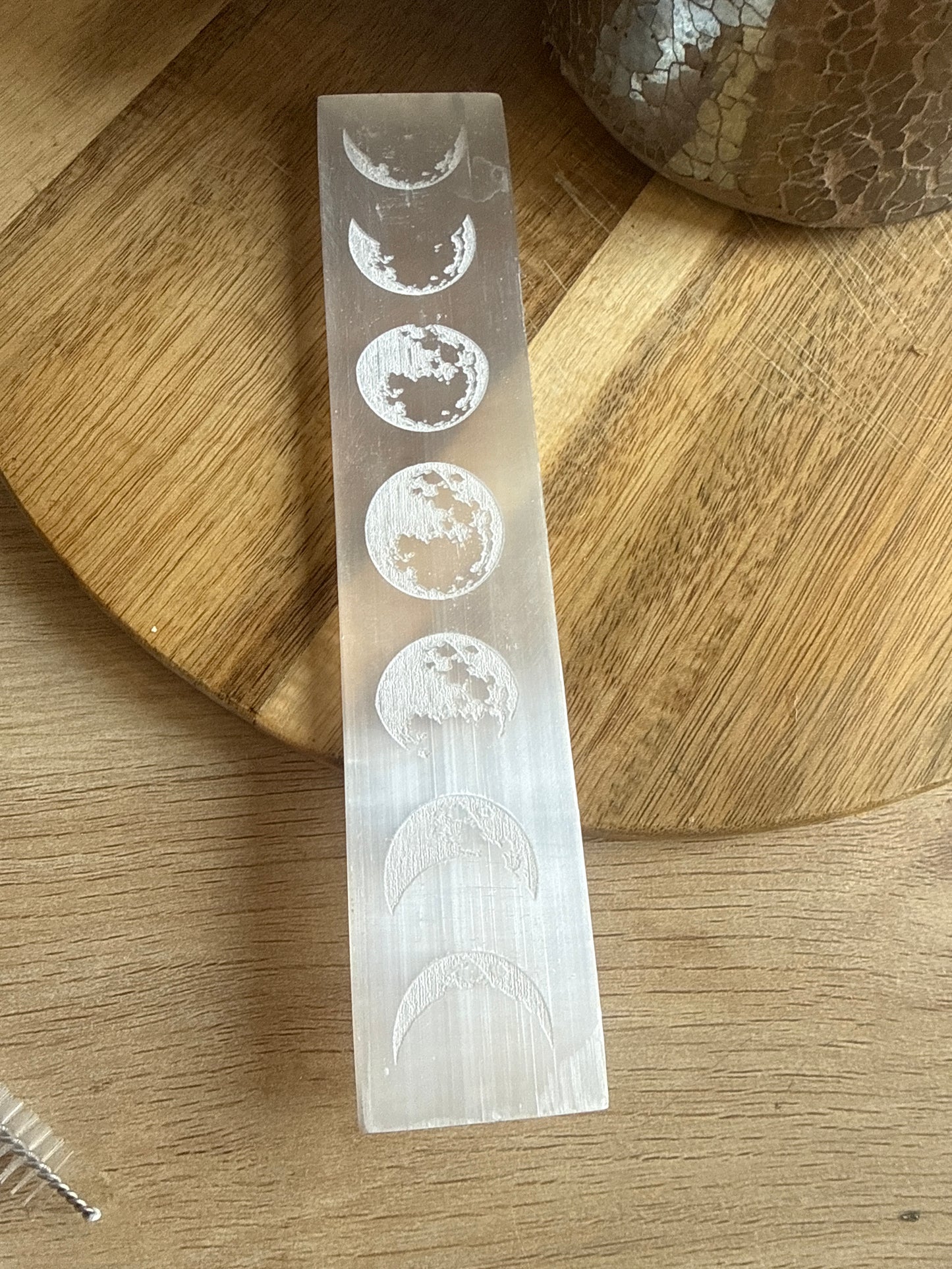 Selenite charge bar