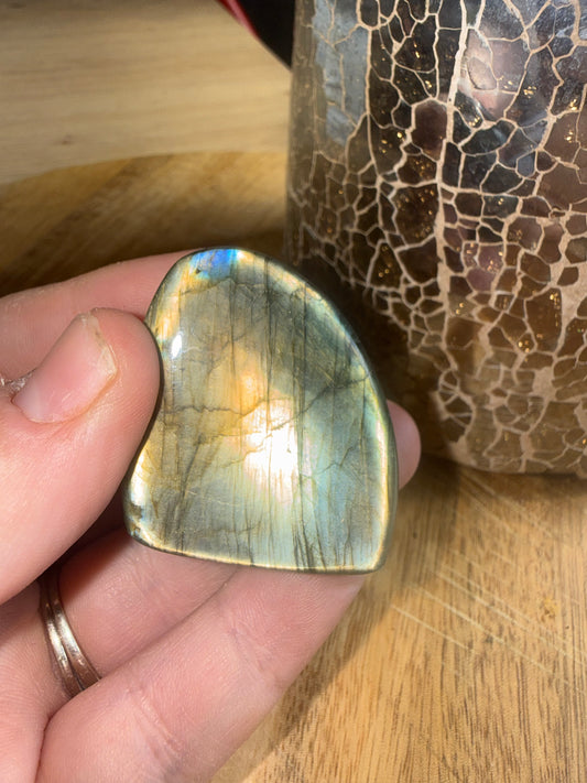 Labradorite G